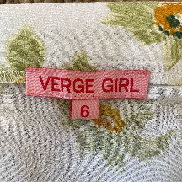 Verge Girl White Floral Mini Skirt With Ruching - Picture 7 of 8